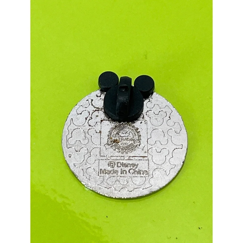 Disney Pin Oogie Boogie Nightmare Before Christmas‎ Pin 2013 back
